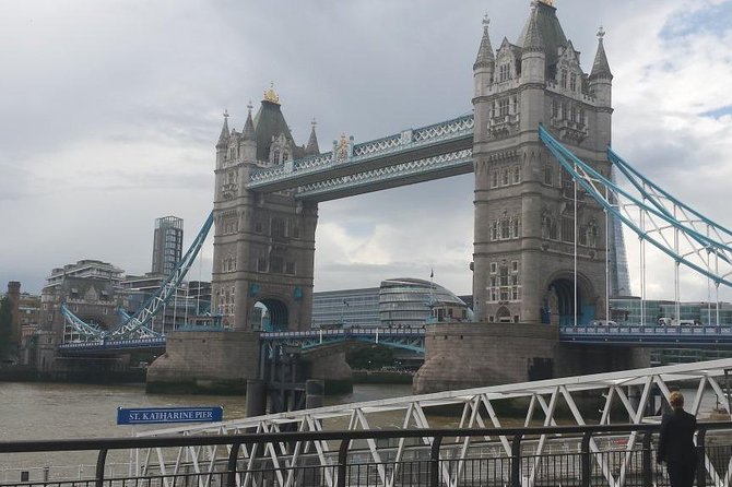 Private Arrival Transfer: Gatwick Airport to Central London - Where the drop-off works in London, and where it does not