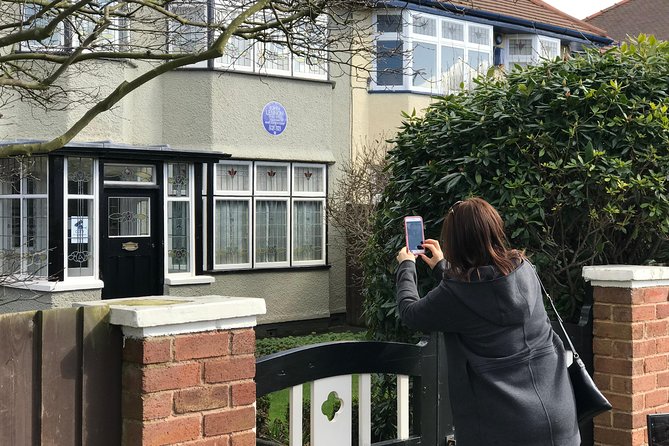 Private Beatles Car Tour, Penny Lane, Strawberry Field & childhood homes - Woolton and St. Peter’s Church: Eleanor Rigby’s grave and the John and Paul connection