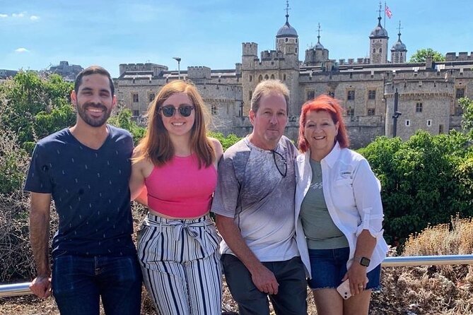 Private Big Sights Taxi Tour of London - Shakespeare’s Globe Theatre and the London Eye, Two Quick Giants