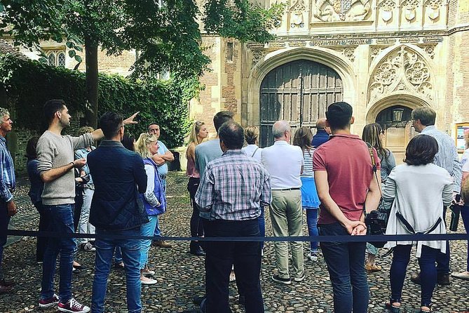 Private | Cambridge University Tour By Alumni™ & King's Chapel - A small-group Cambridge route that actually works on foot