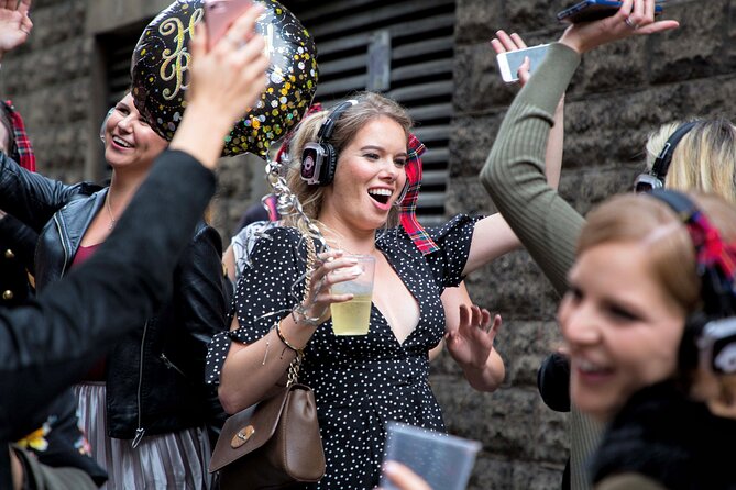 Private Camden’s Best Silent Disco Tour up to 30 participants - Price and value at $754 per person (what you are really paying for)