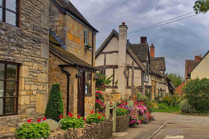 Private Cotswolds and Stratford upon Avon - Price and Logistics: What $1,048.89 Really Means for Value