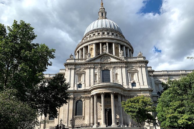 Private Custom Walking Tour: Half Day Sightseeing Tour of London - Tower of London to Tower Bridge: Thames views with fast context