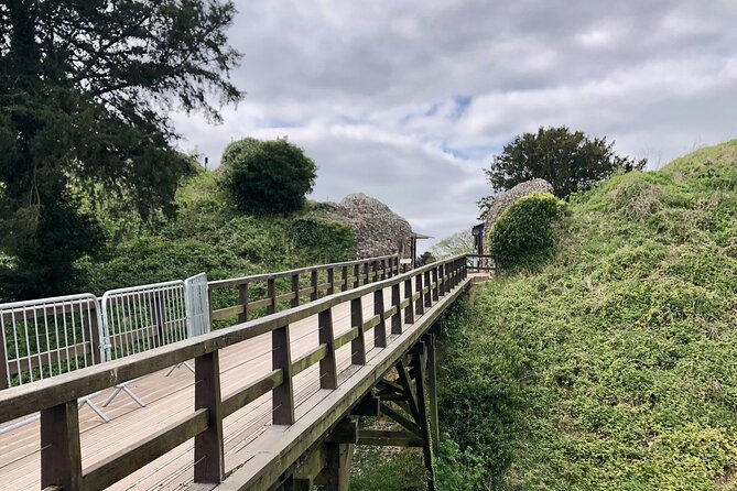 Private Day Tour from Bath to Stonehenge and Salisbury with Pickup - Weather, Comfort, And What To Pack For An All-Weather Day