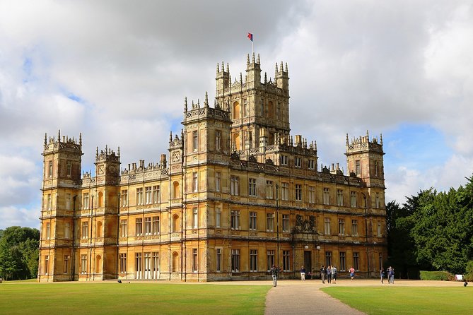 Private Downton Abbey Tour, including Bampton, Cogges Farm, and Highclere - Key highlights you will feel on day one