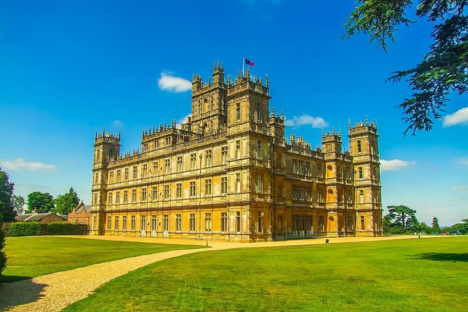 Private Downton Abbey Tour, including Bampton, Cogges Farm, and Highclere - Cogges Manor Farm as Yew Tree Farm