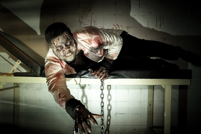 Private Escape Room with a Zombie in London - Booking smart: time slots, the souvenir photo, and refund reality