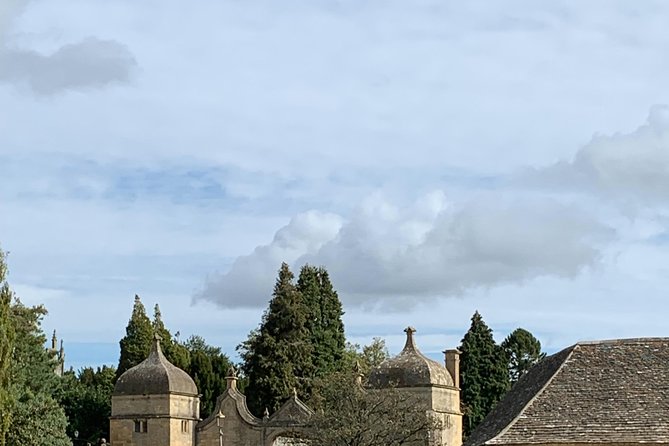 Private Full Day Excursion to the Cotswolds in a London Black Cab - Entering the day in a London black cab