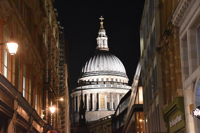 Private Ghosts and Gore Walking Tour of London - Stops 5 to 6: Bank-Area Hauntings, Guns Rattling, and the Bank Ghost