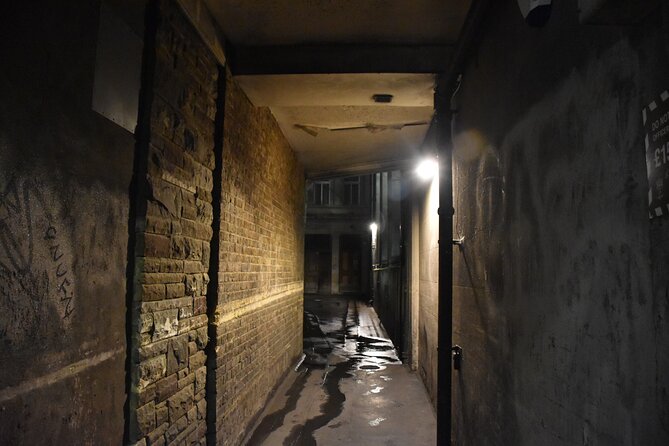 Private Ghosts and Gore Walking Tour of London - Stops 7 to 10: A Lord Mayor’s Cat, Jimmy the Mummy, Haunted Pubs, and Cockney Curses