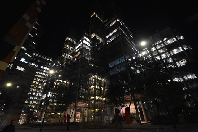 Private Ghosts and Gore Walking Tour of London - Stops 11 to 13: Roman Walls, Orb Plague Pits, and Greyfriars’ Multiple Ghosts