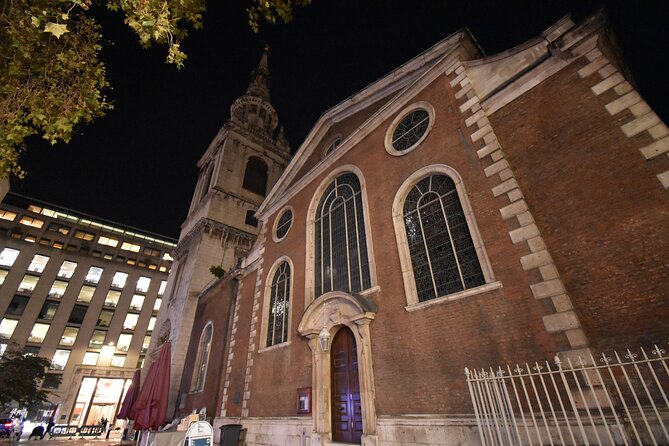 Private Ghosts and Gore Walking Tour of London - Stops 14 to 16: Temple Bar’s Severed Heads, Newgate Foundations, and Fred the Pub Ghost