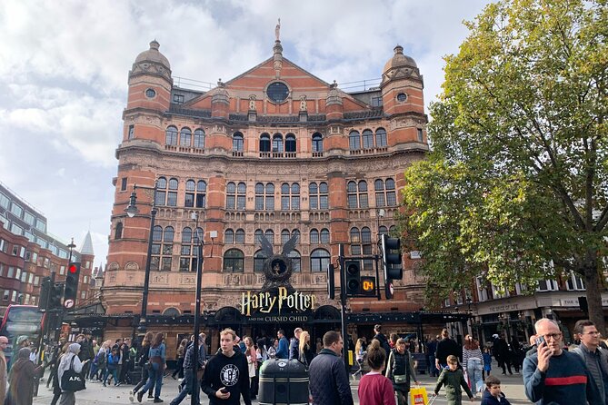 Private Guided Tour of Harry Potter Locations - English/ Italian - King’s Cross to Angel: photo stops that feel like movie chapters