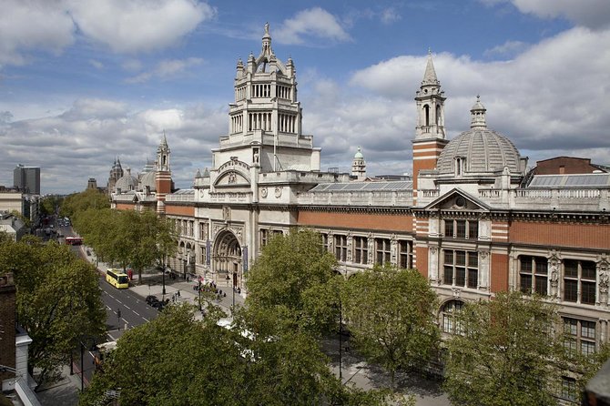 Private Guided Tour of The Victoria and Albert Museum - 3 Hour - Meeting at Cromwell Road, then going right into the museum