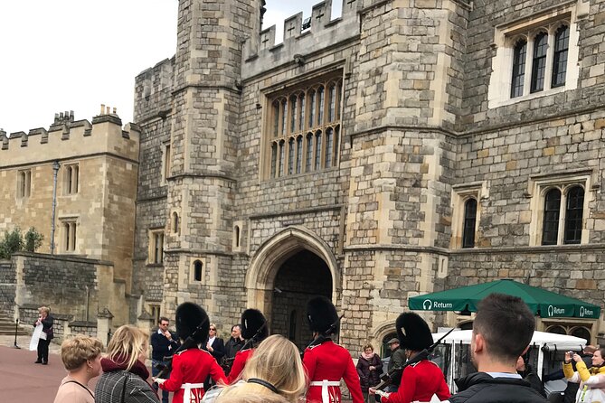 Private Guided Tour of Windsor Castle PLUS and History - Private vehicle, your pace, and why pickup matters in London
