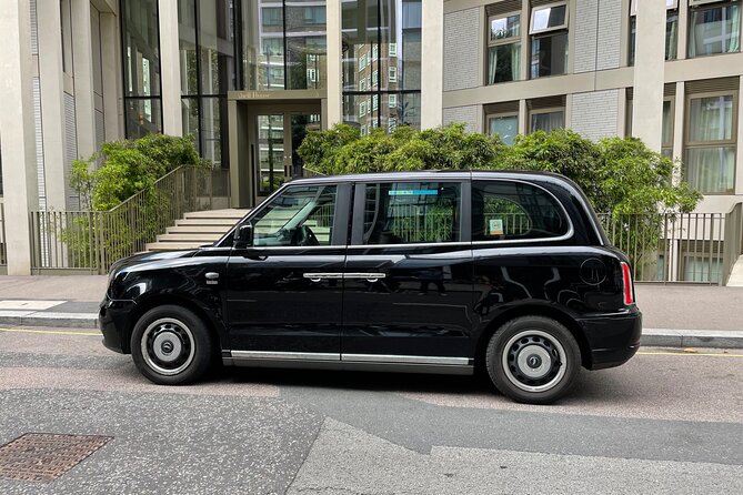 Private Half Day Tour on a London Cab - Parliament Square to Trafalgar Square via Whitehall and Downing Street