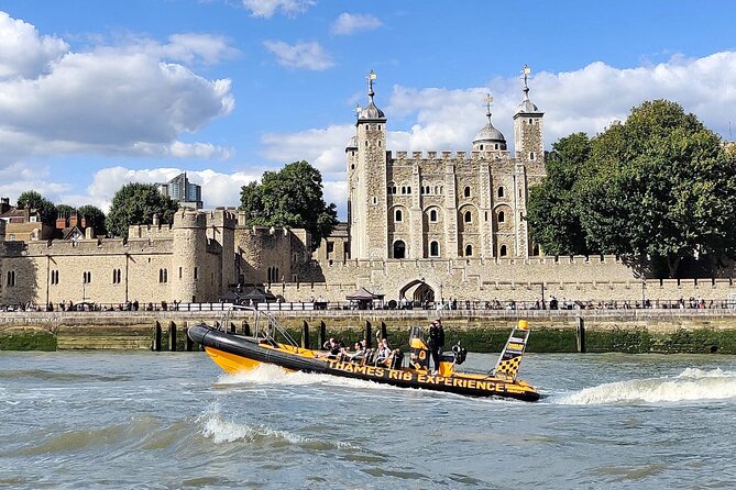 PRIVATE HIRE SPEEDBOAT 'ULTIMATE TOWER RIB BLAST' FROM TOWER PIER - 40 Minutes - Staying dry in London weather, without the gear scramble