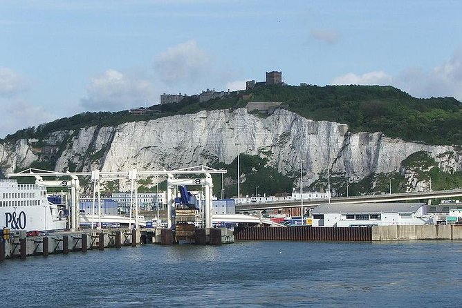 Private London Arrival Transfer - Cruise Port to Central London - Meeting your driver at the cruise terminal: voucher, sign, and phone