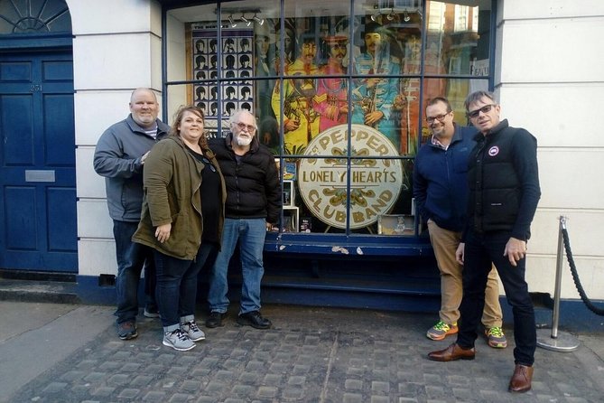 Private London Beatlemania Tour in an Iconic Black Cab - Buckingham Palace admission, the only real ticket caveat