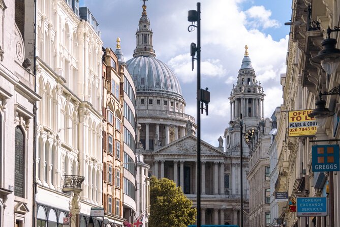 Private London Day Tour with a Local: Custom Highlights & Gems - Borough Market-style food time without the crowd panic