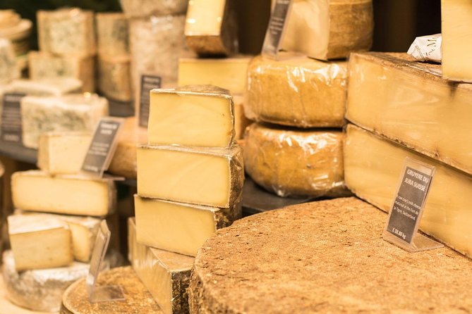 Private London Food Tour: Classic British Eats at London Bridge - The Meeting Point and Walking Route: Plan Your Shoes and Your Appetite