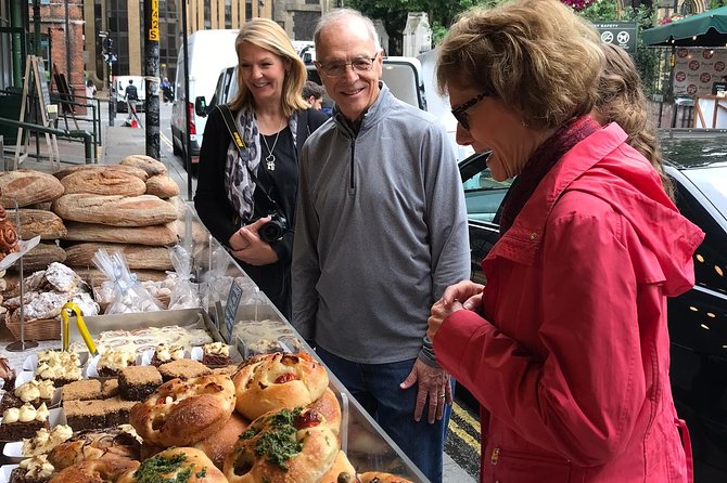 Private London Highlights Tour with Experienced Guide in Taxi - Houses of Parliament and Buckingham Palace, see the symbols without the wandering