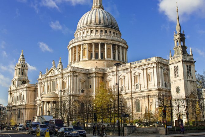 Private London Panoramic Tour by Car with Pick Up From Your Hotel - How the private car changes your London day