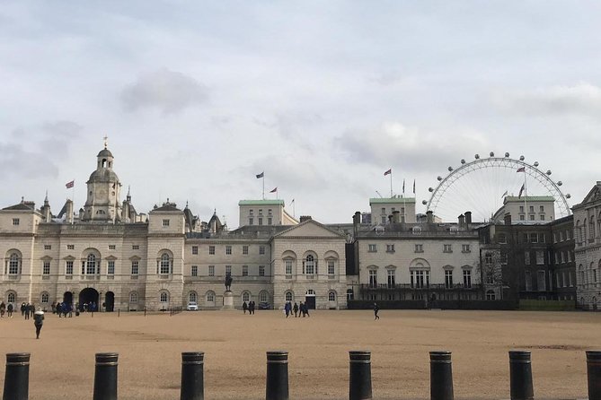 Private London Tour by Car - Pick Up From Your Hotel or Apartment - Albert Memorial and Buckingham Palace: ceremonial London with a timing key