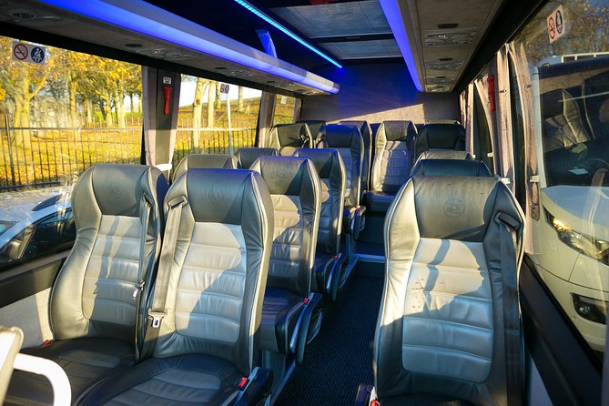 Private Minibus Transfer: Luton Airport to Central London - The ride into London: modern minibuses and onboard Wi-Fi
