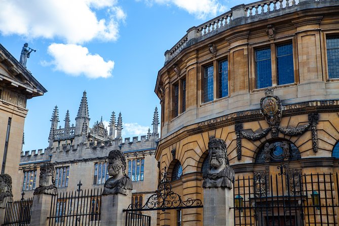 Private Oxford Walking Tour With University Alumni Guide - Price and value: what $104.17 gets you