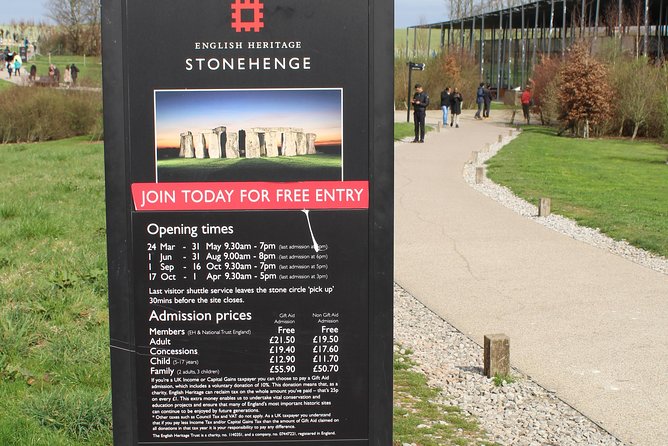 Private Pre Cruise Excursion Transfer London to Southampton Port Via Stonehenge - Optional Salisbury Cathedral, If You Want One More Detour