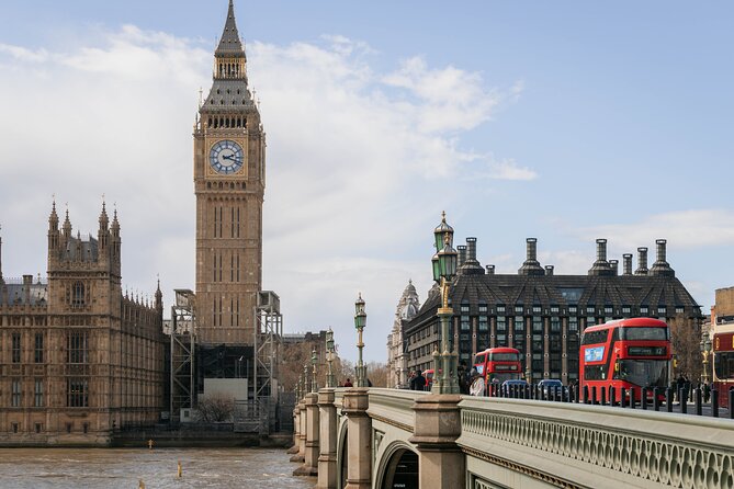 Private Professional Photoshoot at Westminster & Big Ben, London - How the shoot actually feels: fast, friendly, and guided