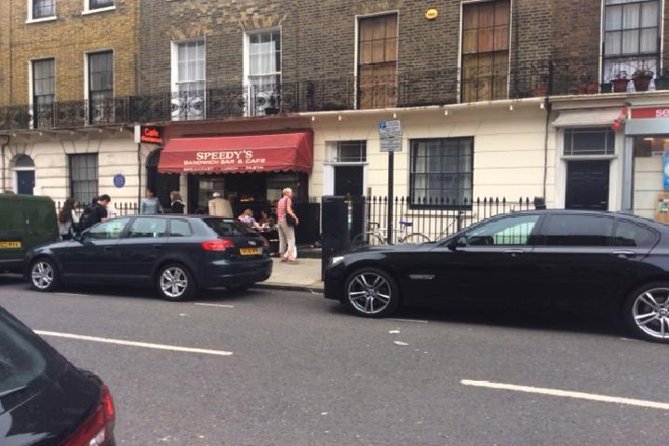 Private Sherlock Holmes Walking Tour in London - Wallace Memorial, St Bartholomew the Great, and the Plague Pit Stop
