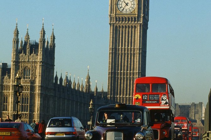 Private Tour: Black Taxi Tour of London - The part that sets the tone: hotel pickup and a driver who talks