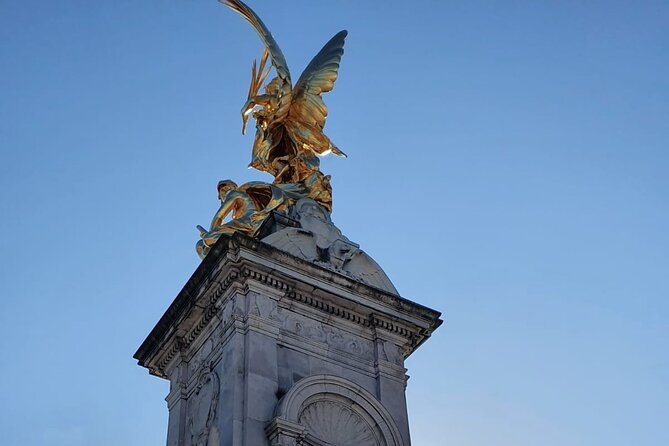 Private Tour: Downton Abbey London Locations by Taxi - St James’s Park, the calm opening scene