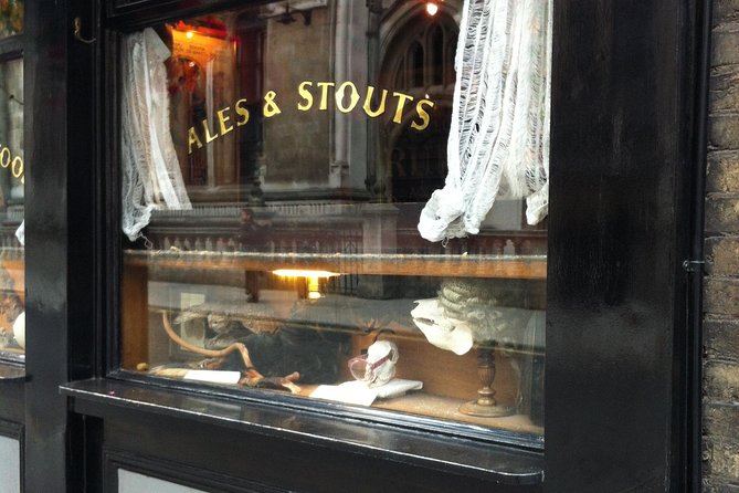 Private Tour of London's Historic Pubs - Included drinks, no food: how to make the experience comfortable