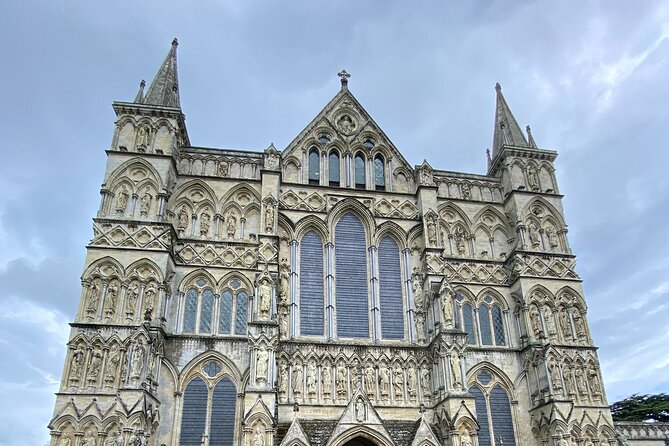 Private Tour of Stonehenge and Salisbury Cathedral - Price and value for groups up to 8