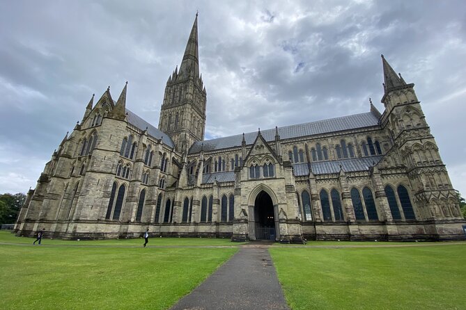 Private Tour of Stonehenge and Salisbury Cathedral - How the guide style can make or break the day