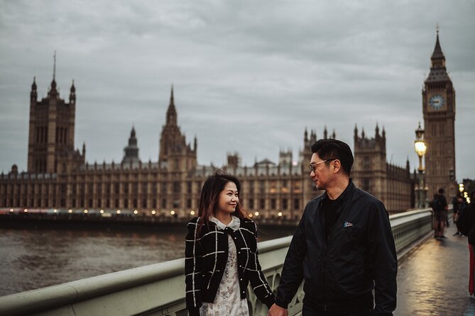 Private Tour: Personal Travel Photographer Tour in London - What you get: online gallery and free digital downloads