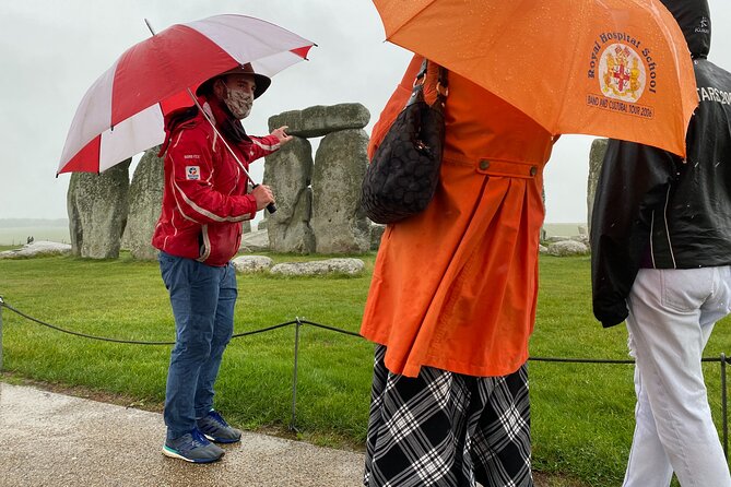 Private Tour to Stonehenge, Bath and The Cotswolds - Is This the Right Fit for Your Group?
