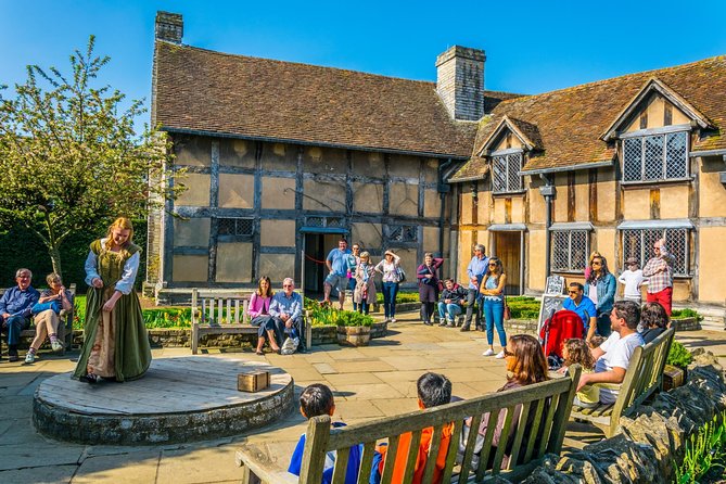 Private Tour to Stratford-Upon-Avon and The Cotswolds - Shakespeare’s Birthplace, First Folio, and Shakespeare Aloud
