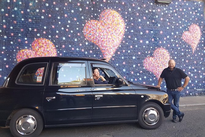 Private Tour: Traditional Black Cab Tour of London's Hidden Treasures - Trafalgar Square: photos plus the weird trivia that sticks