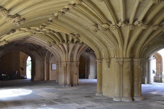 Private Tour: Traditional Black Cab Tour of London's Hidden Treasures - Westminster and the big-hits loop you do not have to plan