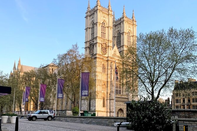 Private Tour: Westminster Abbey and Churchill War Rooms Tour - Westminster Abbey: how a guide helps you spot what you’d miss