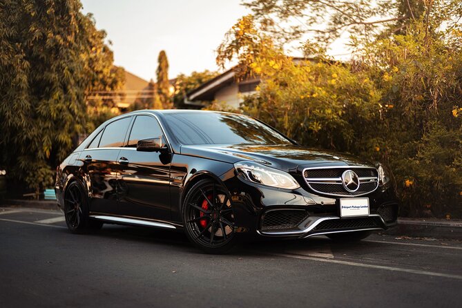 Private Transfer from Heathrow to Gatwick Airport - Heathrow Meet and Greet: Finding Your Driver Fast