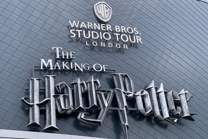 Private Transfers between London & Harry Potter Warner Studio - Key Points to Know Before You Go
