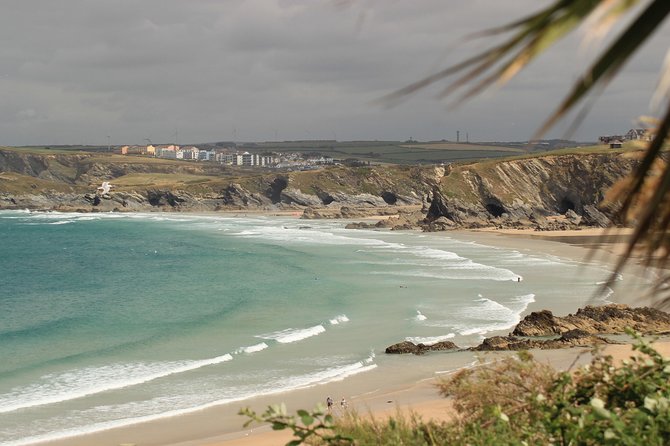 Private Two on One Surf Lesson in Newquay (2 students, 1 instructor) - Who This Lesson Is Best For (Beginners, Teens, and Improving Surfers)