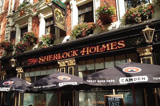 Private Walking Tour: Historic and Hidden Pubs of London - Stop 2: The George pub, Tudor galleried rooms and links to Shakespeare, Dickens, and Churchill