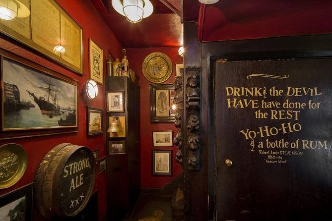 Private Walking Tour: Historic and Hidden Pubs of London - Stop 3: Ye Olde Cheshire Cheese, 13th-century cellars, Polly the parrot, and Johnson-to-Dickens vibes