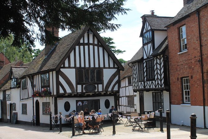 Private Walking Tour in Warwick - Warwick on foot: why this tour clicks